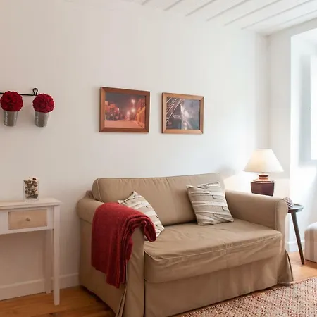 Flores De Alfama Apartment